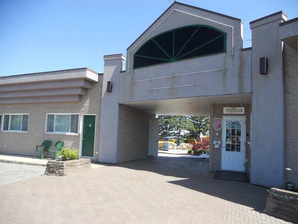 Motel Normandie Louiseville Экстерьер фото