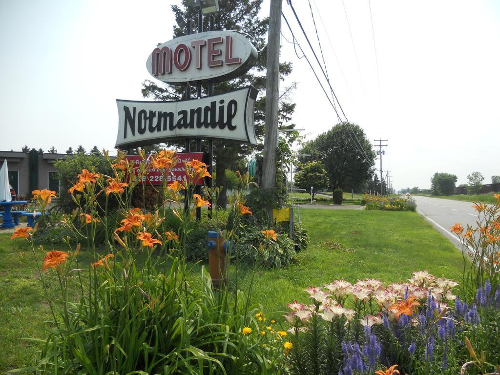 Motel Normandie Louiseville Экстерьер фото