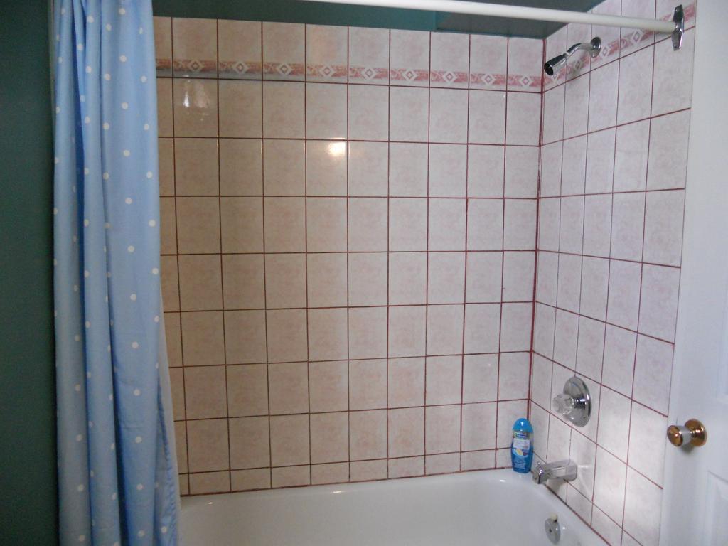Motel Normandie Louiseville Экстерьер фото