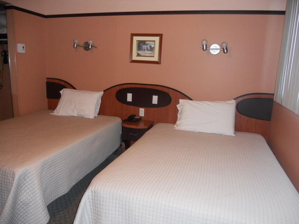 Motel Normandie Louiseville Экстерьер фото