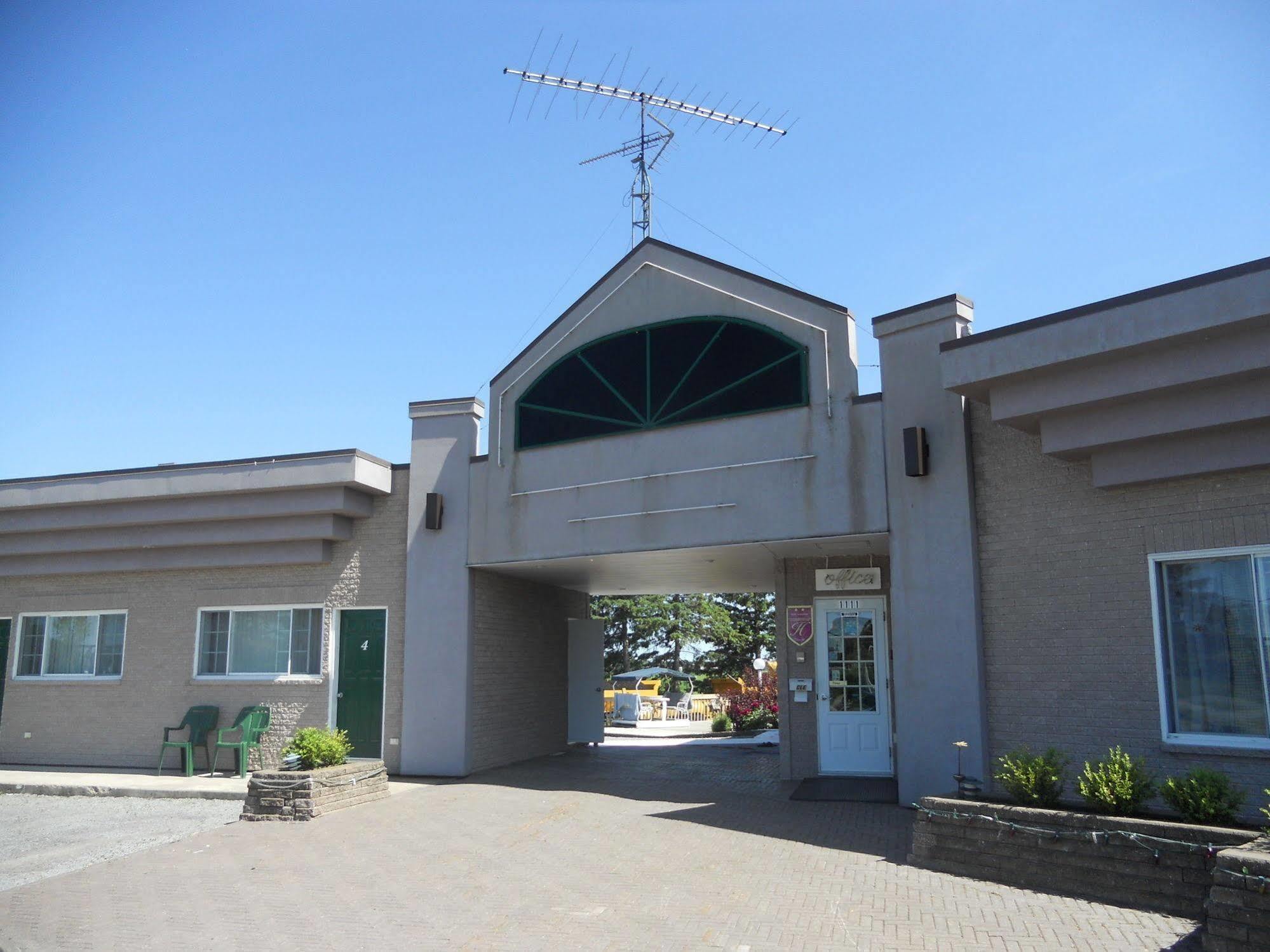 Motel Normandie Louiseville Экстерьер фото